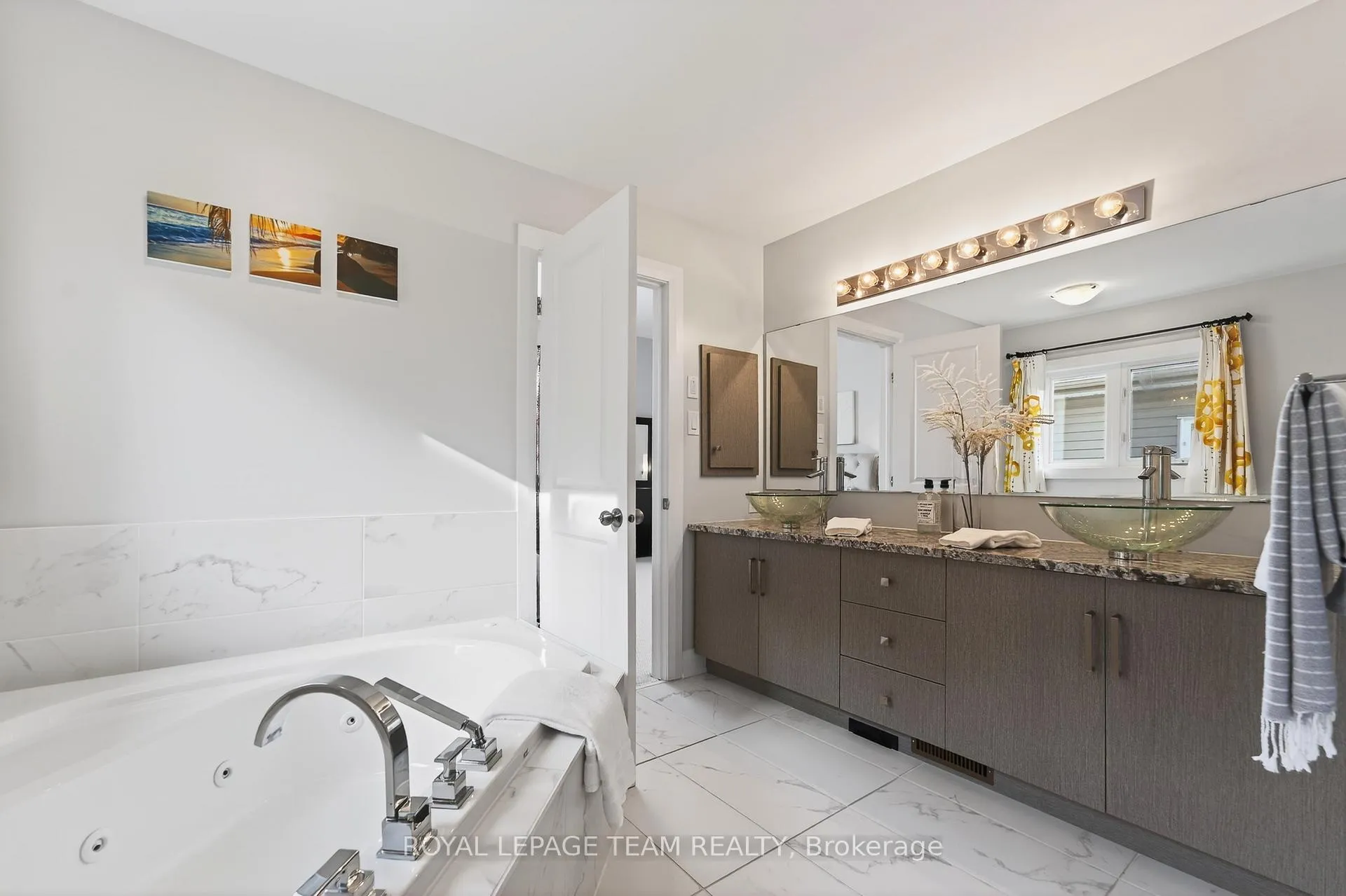 Photo 36 of 138 Stonemeadow Drive, Ottawa, Kanata - Bridlewood — HOMEH