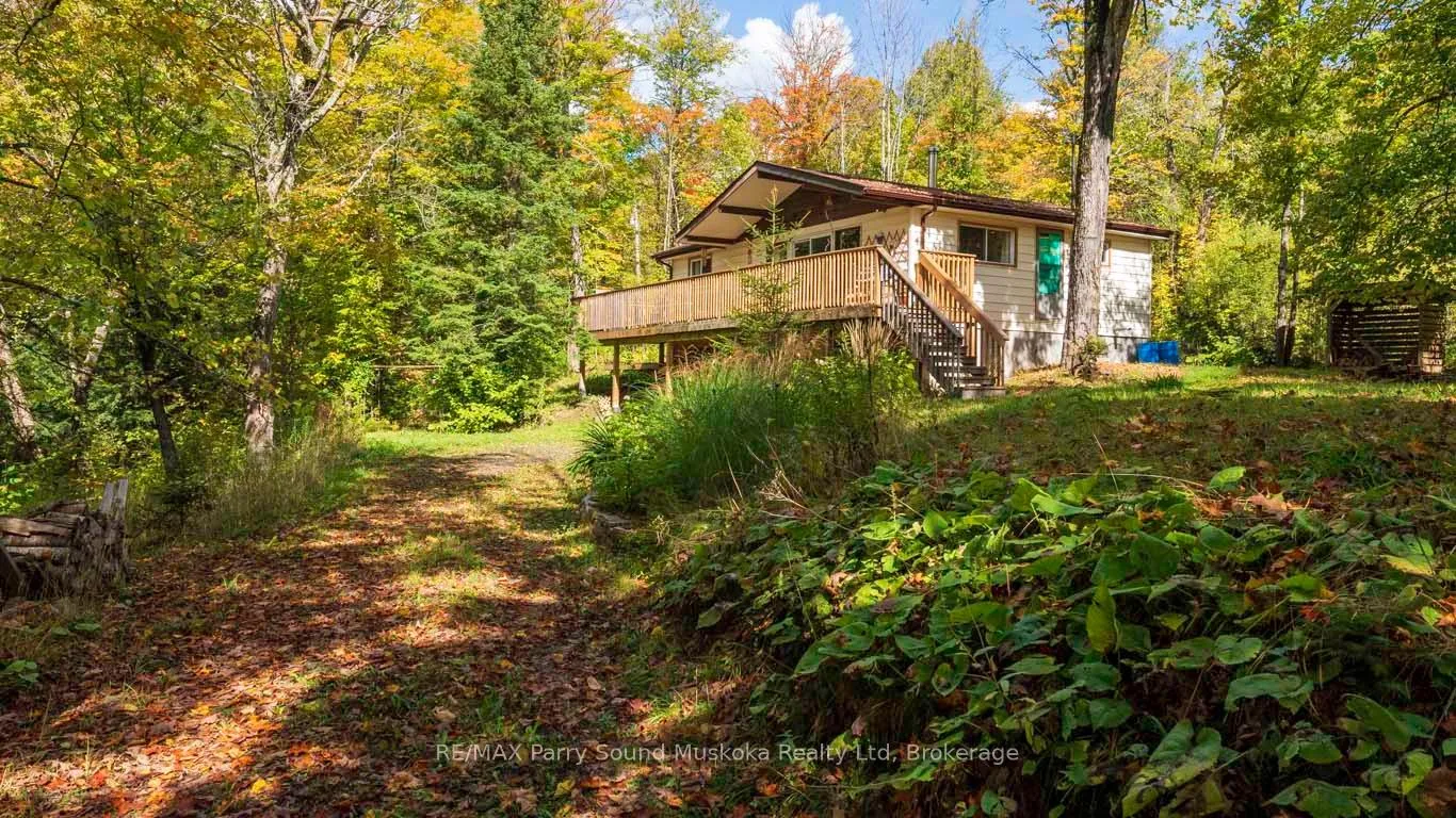 Photo 8 of 37 Lynberry Drive, Seguin — HOMEH