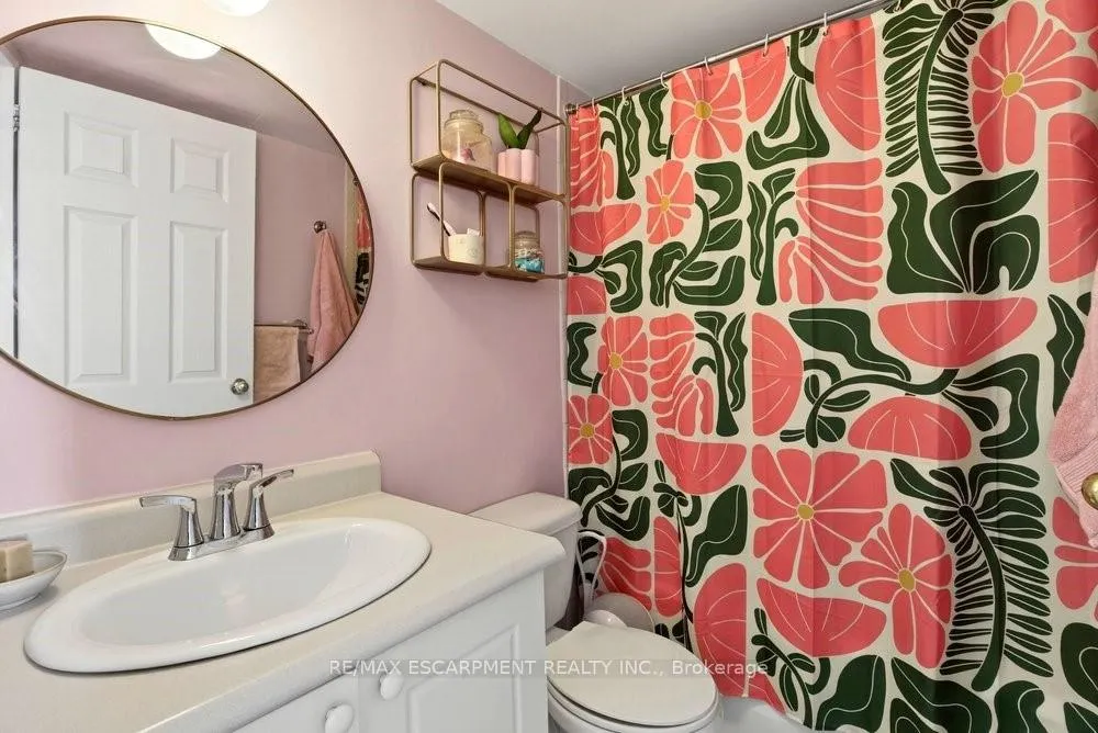 Photo 25 of Unit 906, 1950 Main Street W, Hamilton, Ainslie Wood — HOMEH