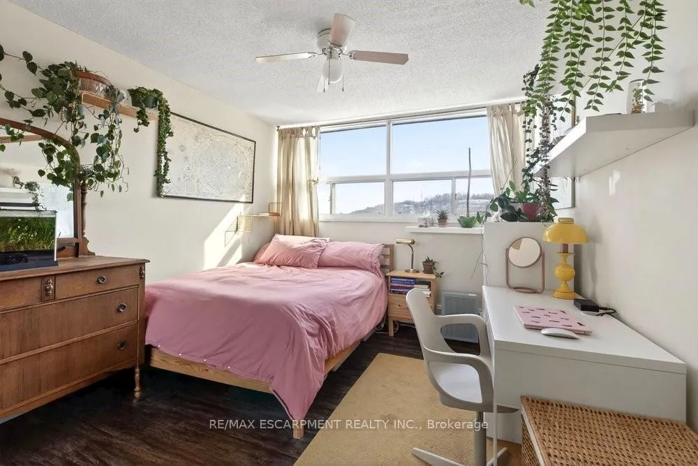 Photo 31 of Unit 906, 1950 Main Street W, Hamilton, Ainslie Wood — HOMEH
