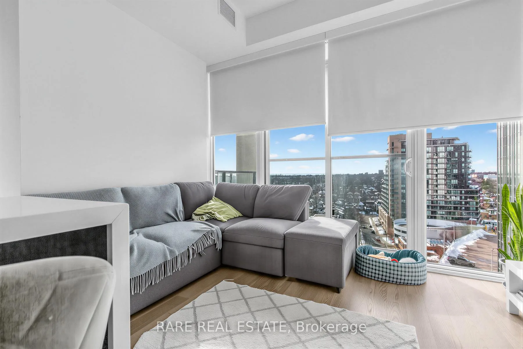 Photo 4 of Unit 1515, 5 Soudan Avenue, Toronto, Mount Pleasant West — HOMEH