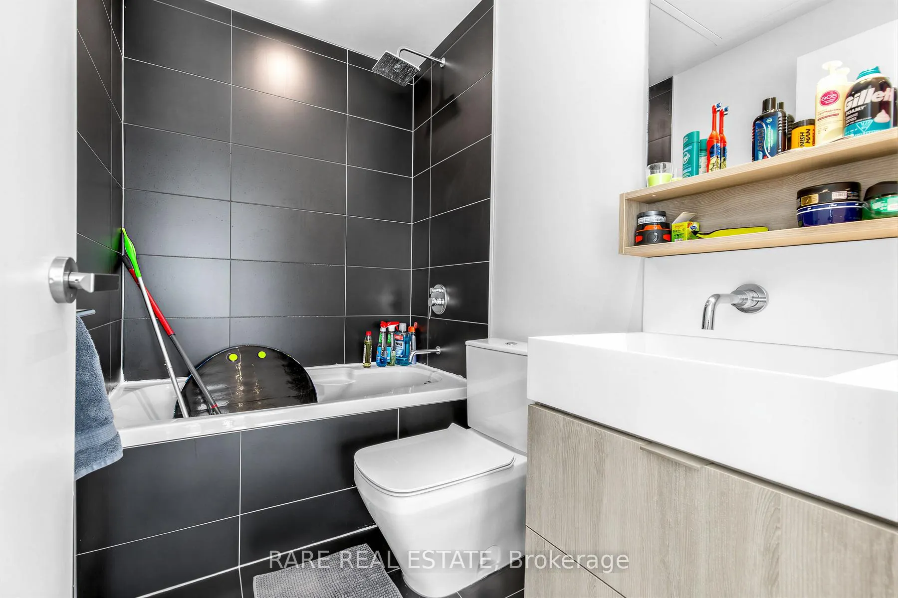 Photo 17 of Unit 1515, 5 Soudan Avenue, Toronto, Mount Pleasant West — HOMEH