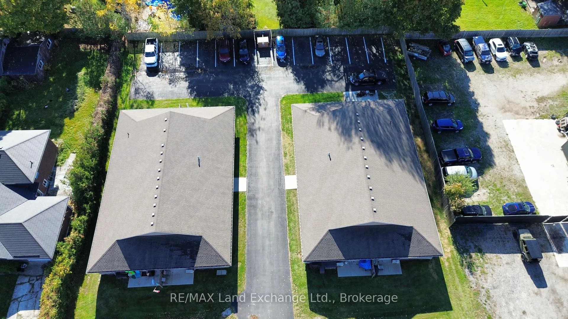 Photo 2 of 20 Stanley Street, Kincardine — HOMEH