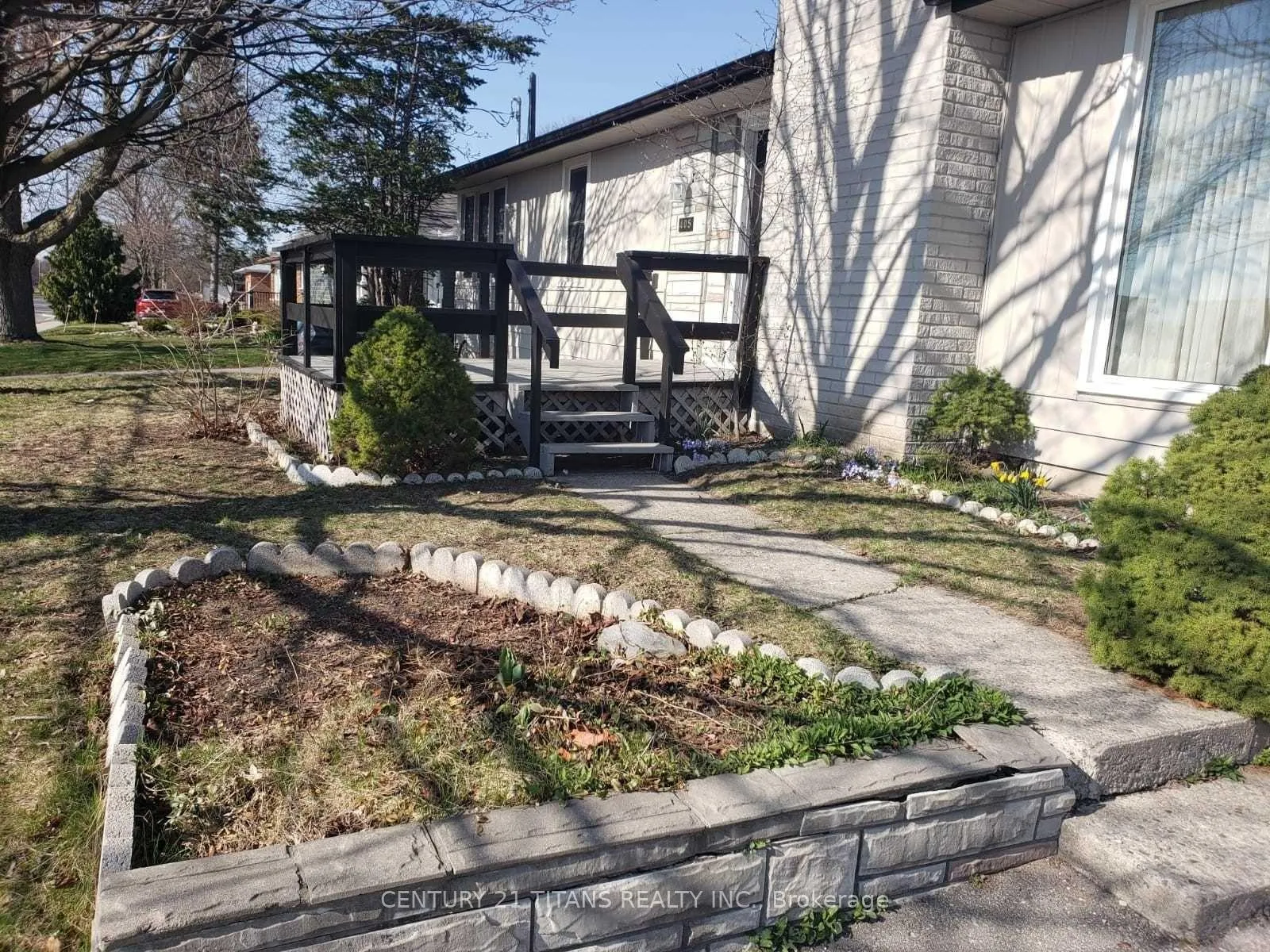 Front of 405 Anderson Street