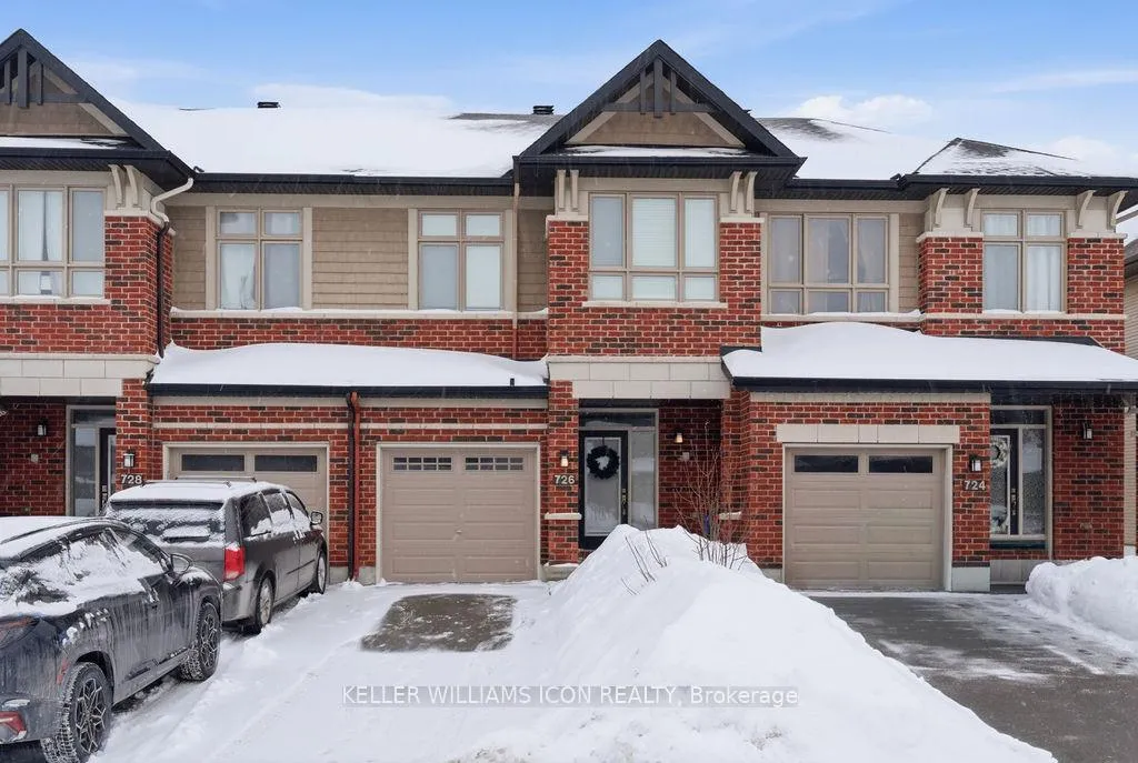 Front of 726 Guardian Grove