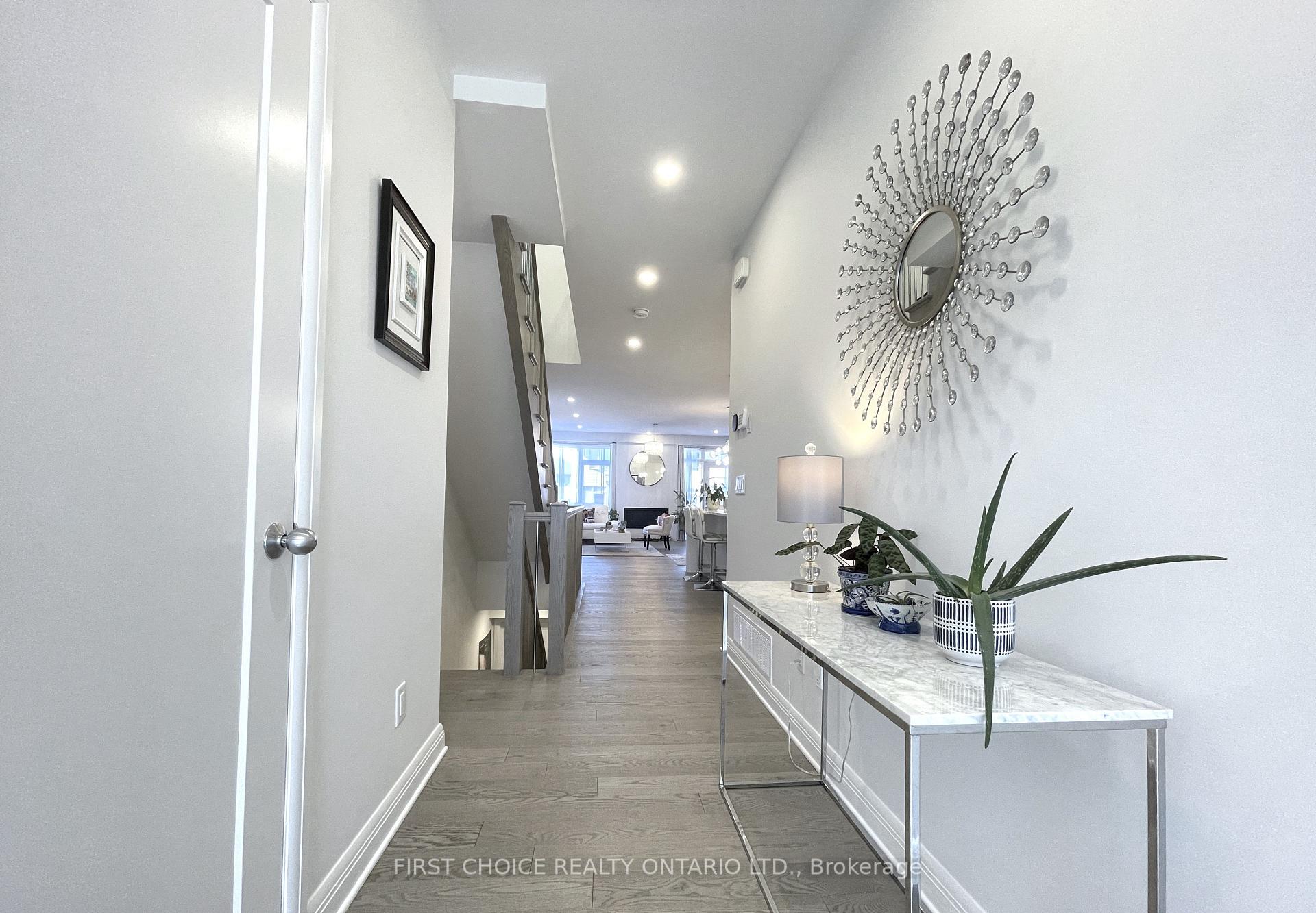 Photo 5 of 307 Wigwas Street, Ottawa, CFB Rockcliffe and Area — HOMEH