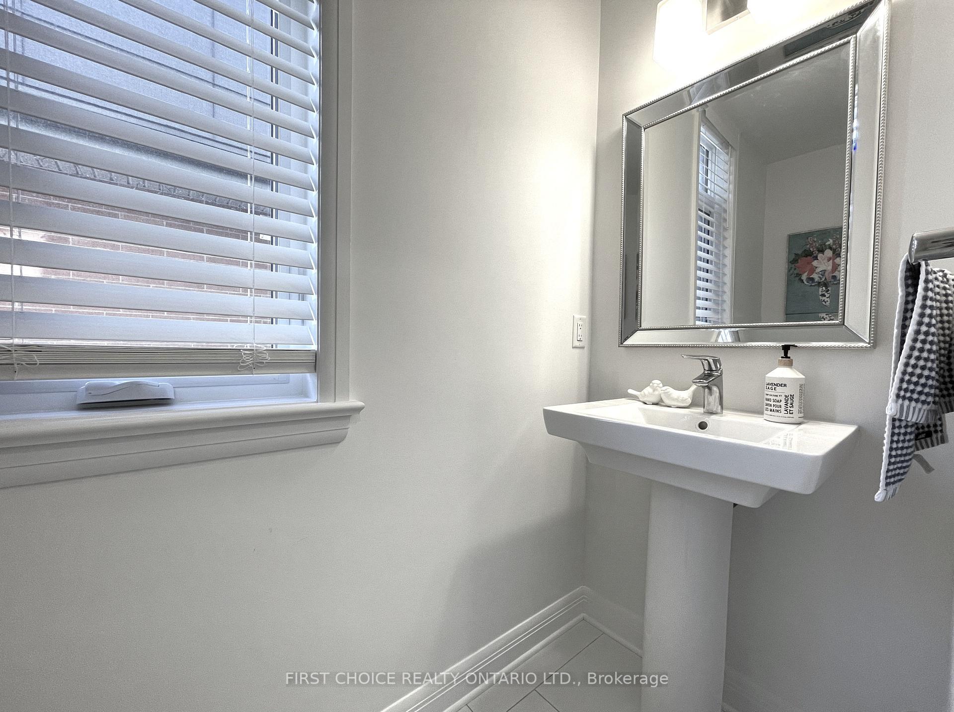 Photo 6 of 307 Wigwas Street, Ottawa, CFB Rockcliffe and Area — HOMEH