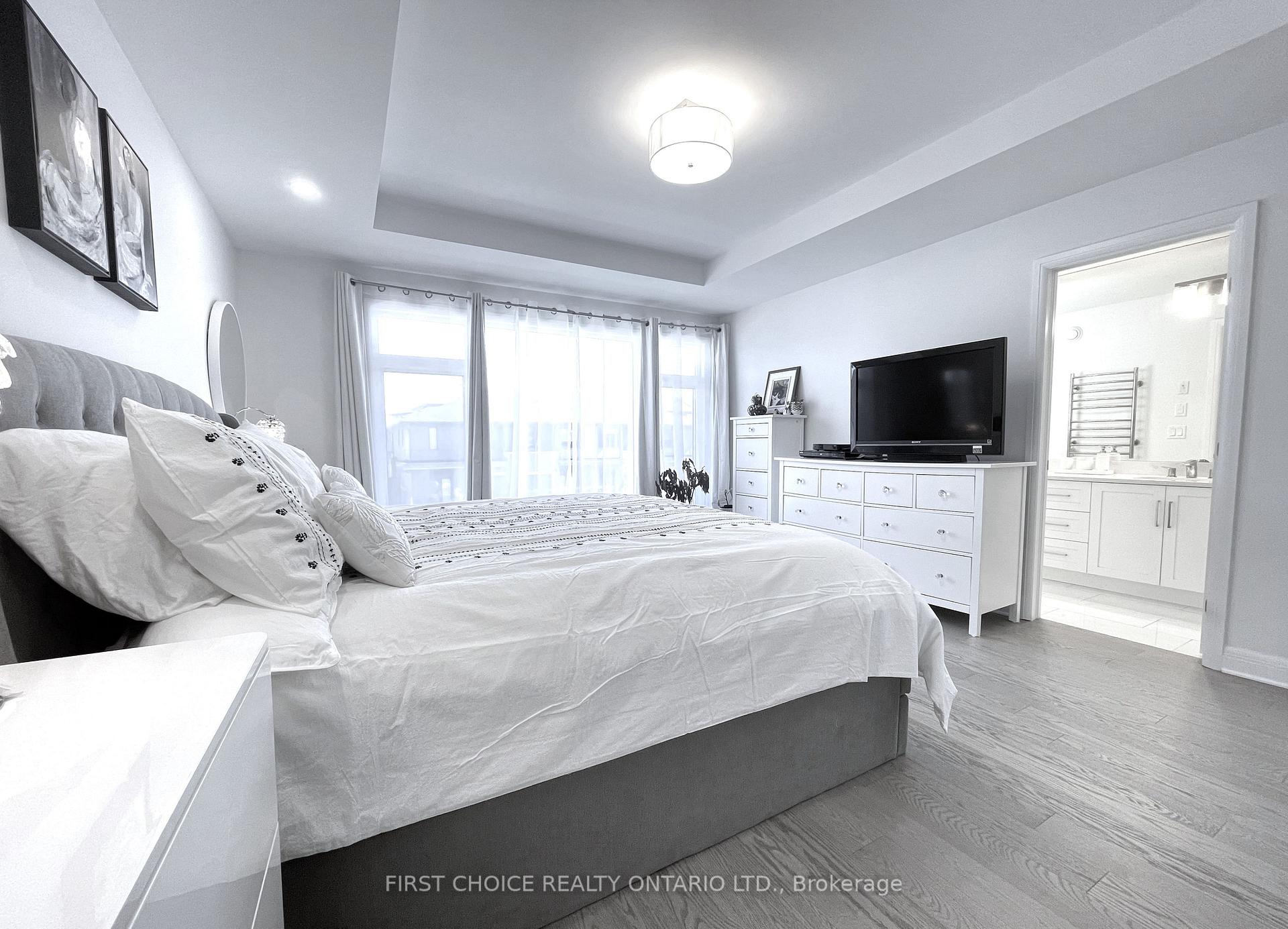 Photo 18 of 307 Wigwas Street, Ottawa, CFB Rockcliffe and Area — HOMEH