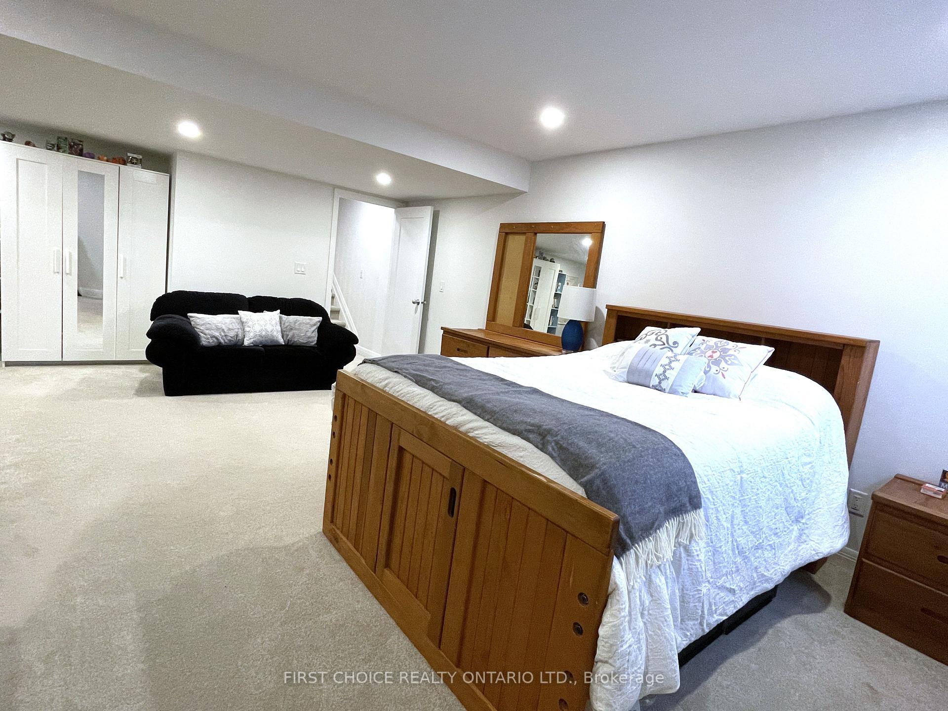 Photo 30 of 307 Wigwas Street, Ottawa, CFB Rockcliffe and Area — HOMEH