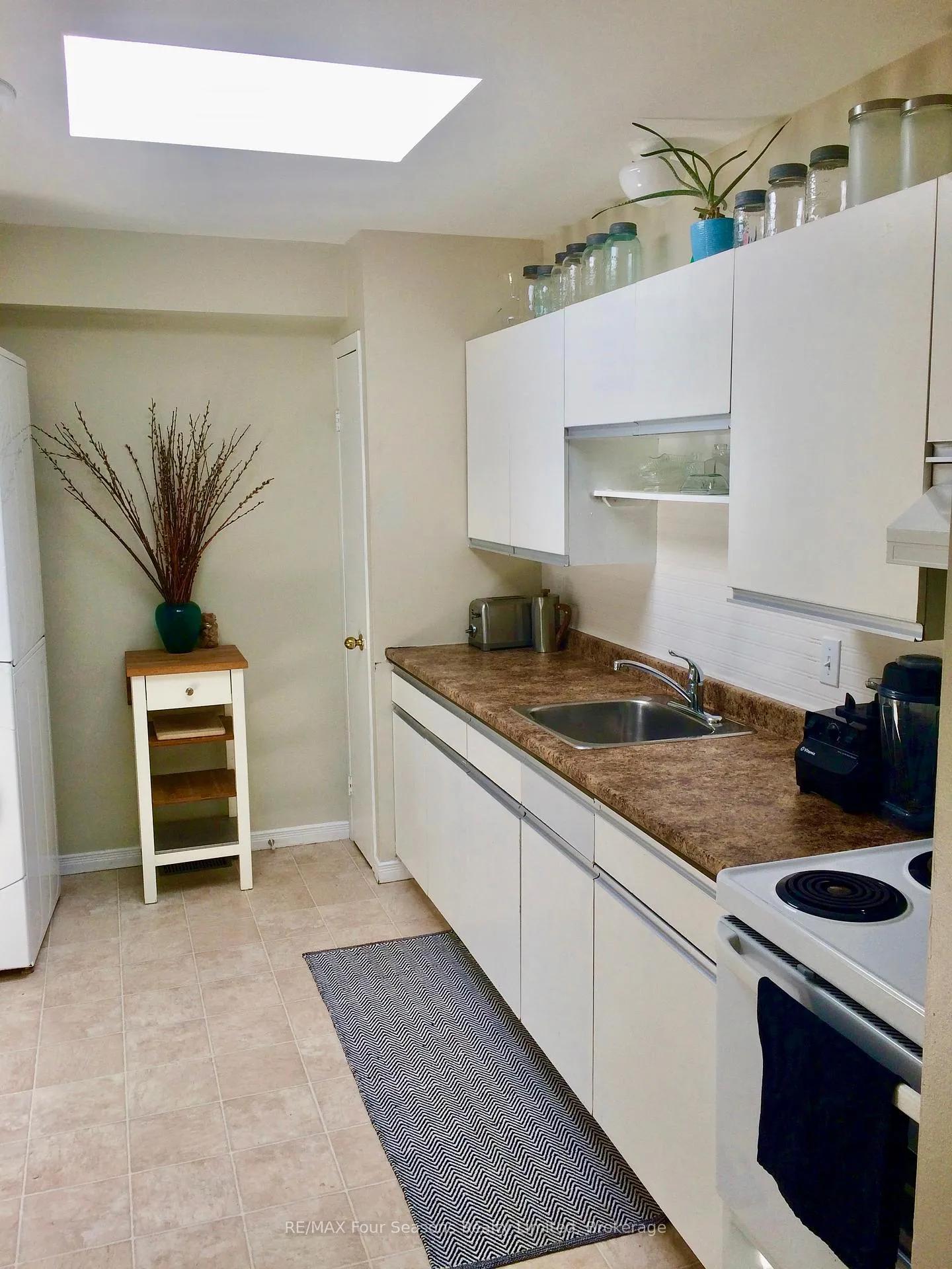 Photo 7 of Unit 1, 75 Telfer Road, Collingwood — HOMEH