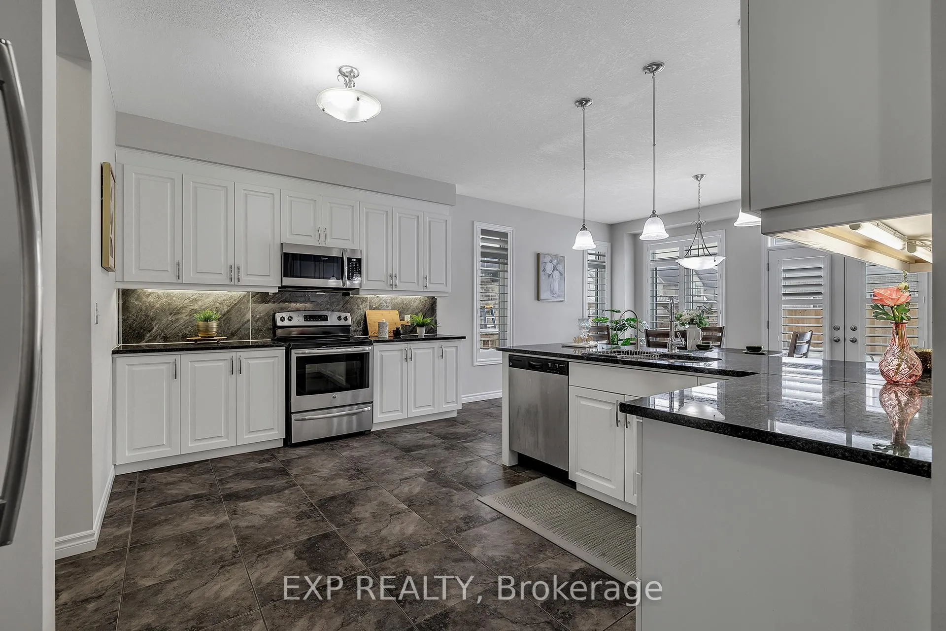 Photo 6 of 297 Thomas Slee Drive, Kitchener — HOMEH