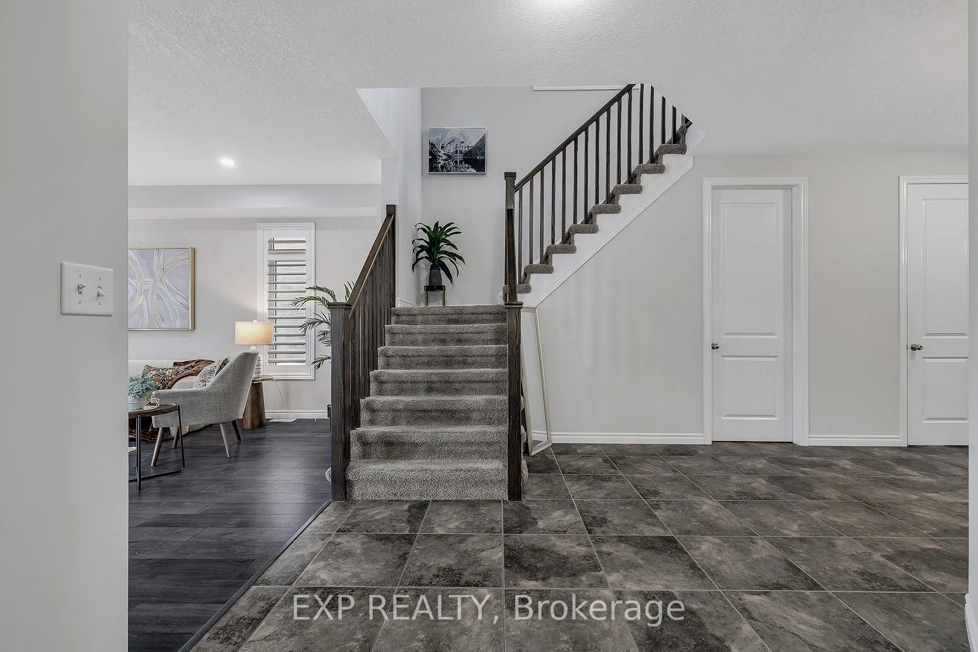Photo 21 of 297 Thomas Slee Drive, Kitchener — HOMEH