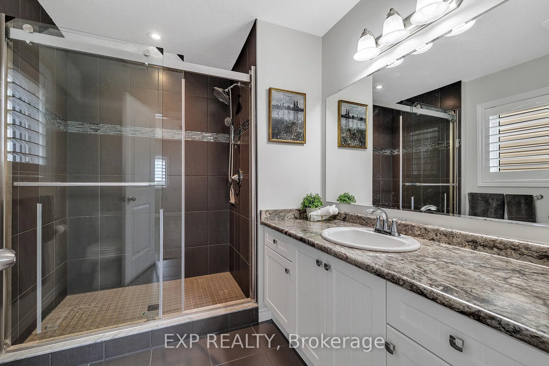 Photo 27 of 297 Thomas Slee Drive, Kitchener — HOMEH