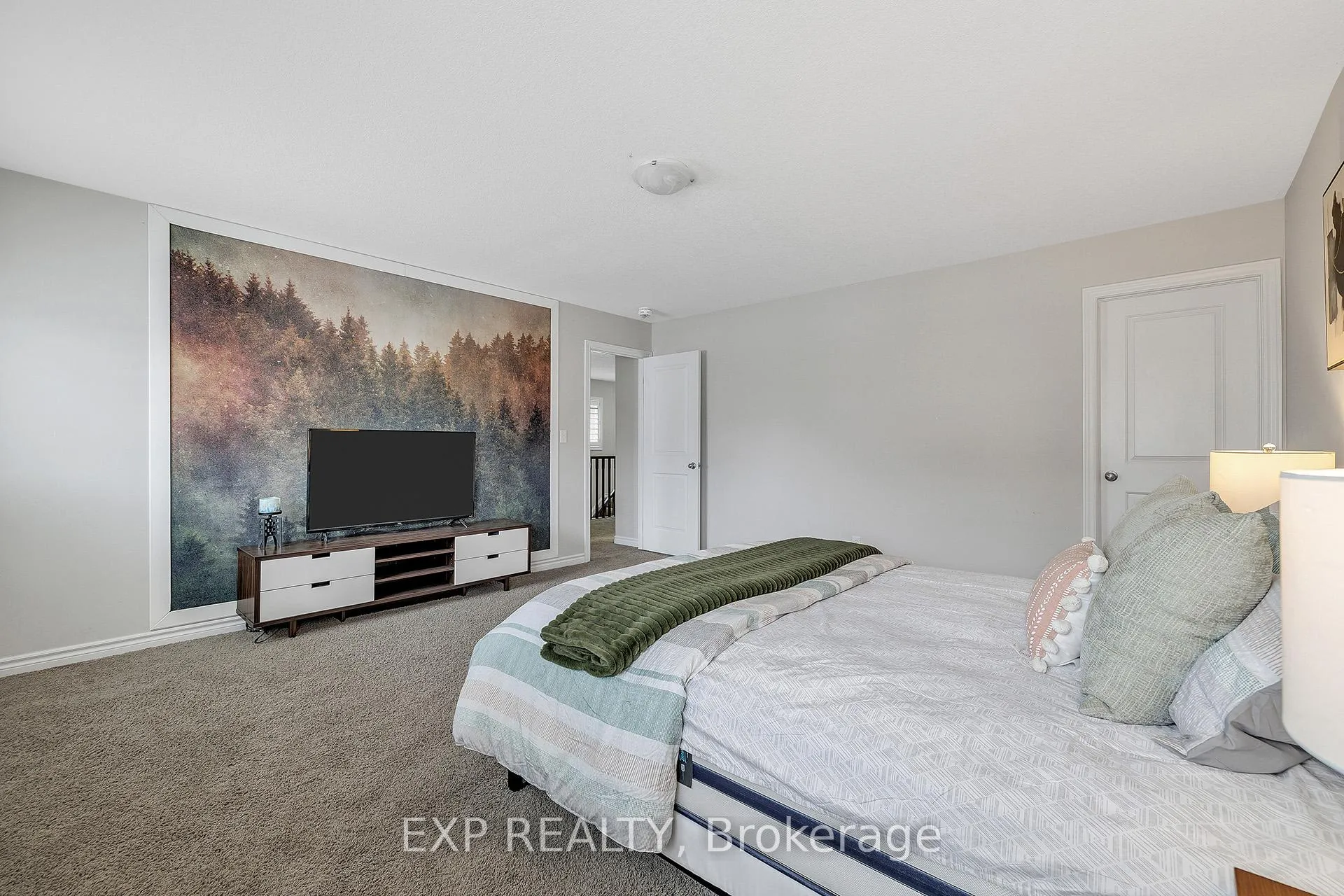 Photo 31 of 297 Thomas Slee Drive, Kitchener — HOMEH