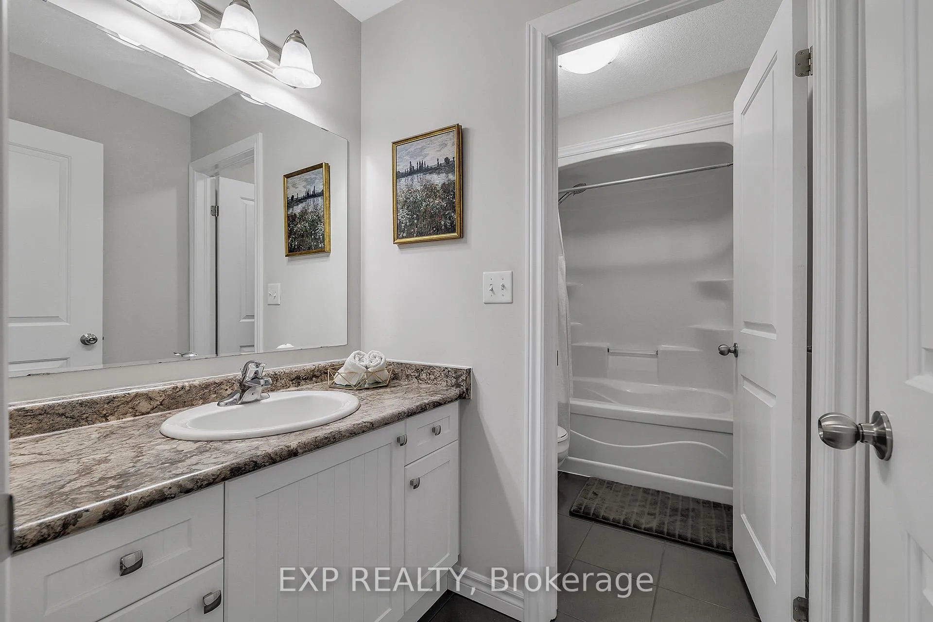 Photo 34 of 297 Thomas Slee Drive, Kitchener — HOMEH