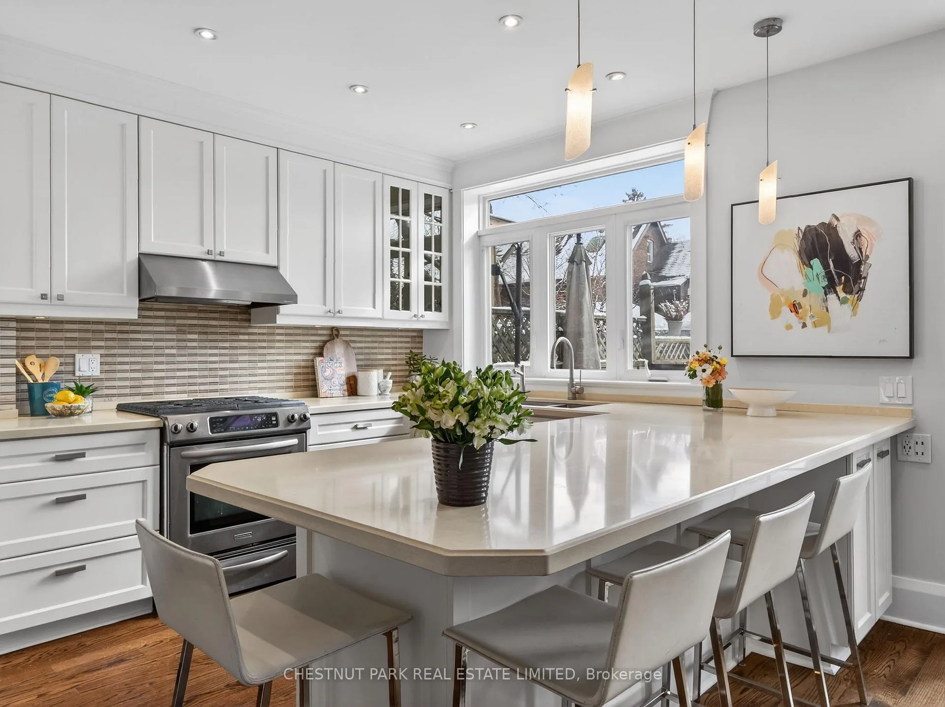Photo 12 of 101 Manor Road E, Toronto, Mount Pleasant West — HOMEH