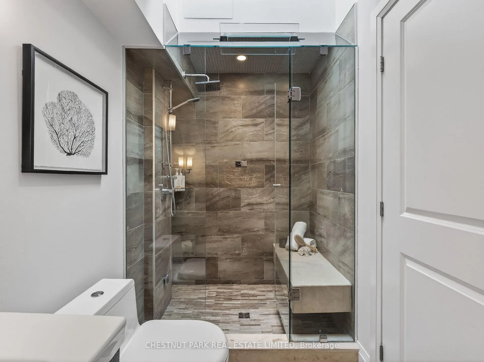 Photo 17 of 101 Manor Road E, Toronto, Mount Pleasant West — HOMEH