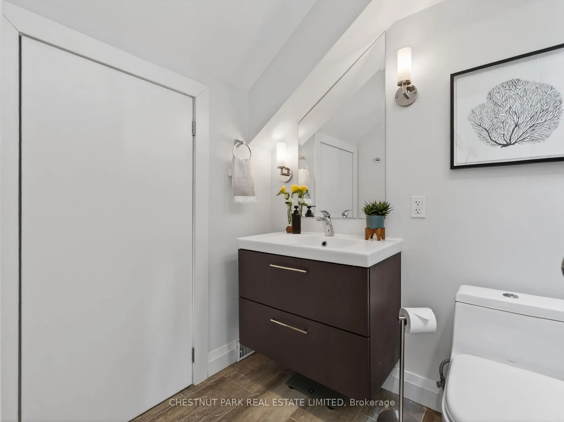Photo 18 of 101 Manor Road E, Toronto, Mount Pleasant West — HOMEH