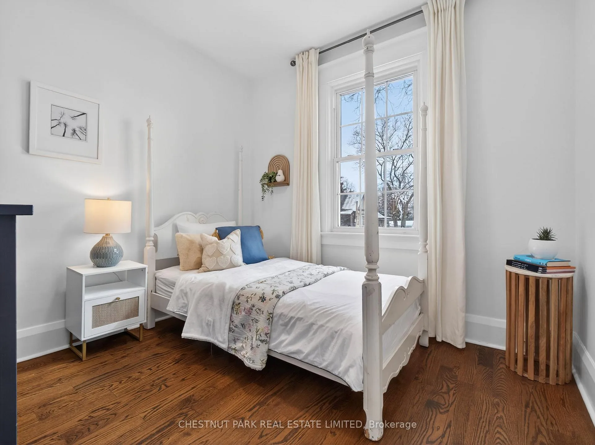 Photo 24 of 101 Manor Road E, Toronto, Mount Pleasant West — HOMEH