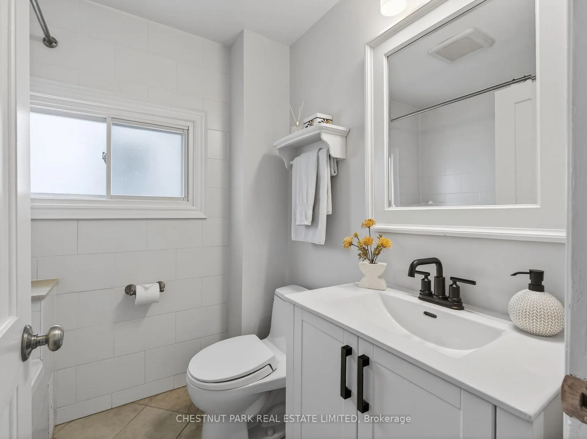 Photo 25 of 101 Manor Road E, Toronto, Mount Pleasant West — HOMEH