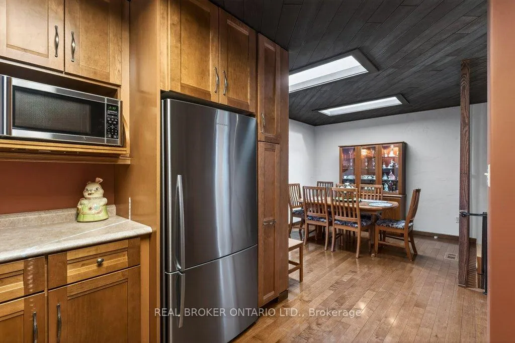 Photo 16 of 7 The Pinery, St. Catharines, Vine/Linwell — HOMEH