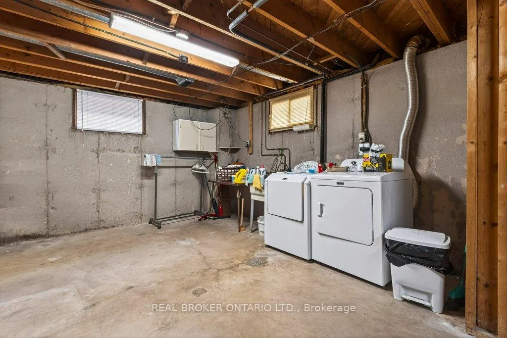 Photo 29 of 7 The Pinery, St. Catharines, Vine/Linwell — HOMEH