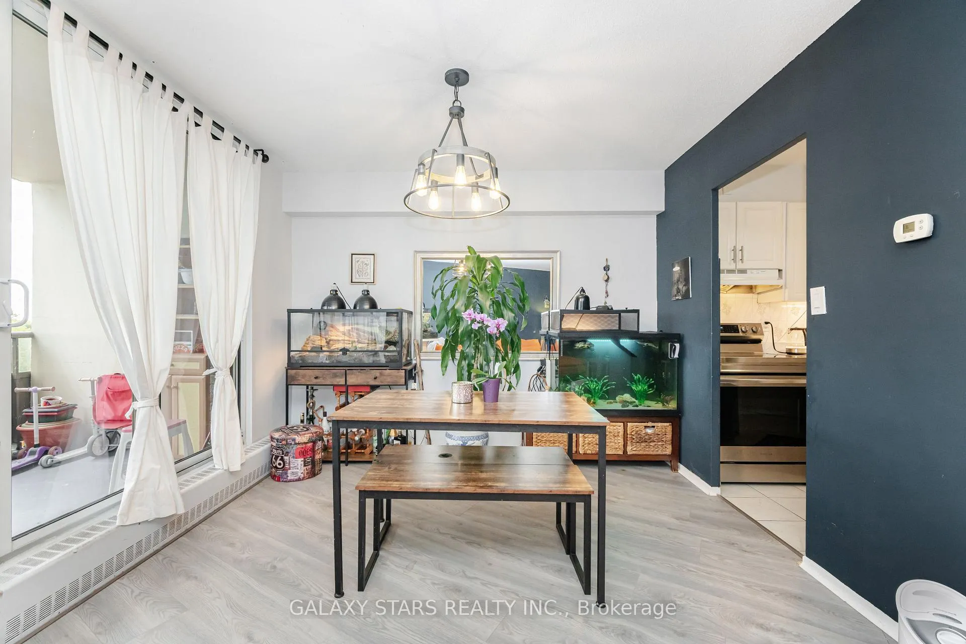 Photo 7 of Unit 505, 5 Vicora Linkway Way, Toronto, Flemingdon Park — HOMEH