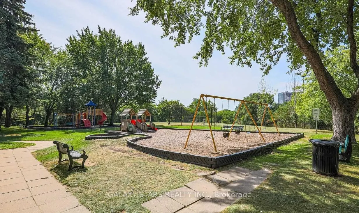 Photo 25 of Unit 505, 5 Vicora Linkway Way, Toronto, Flemingdon Park — HOMEH