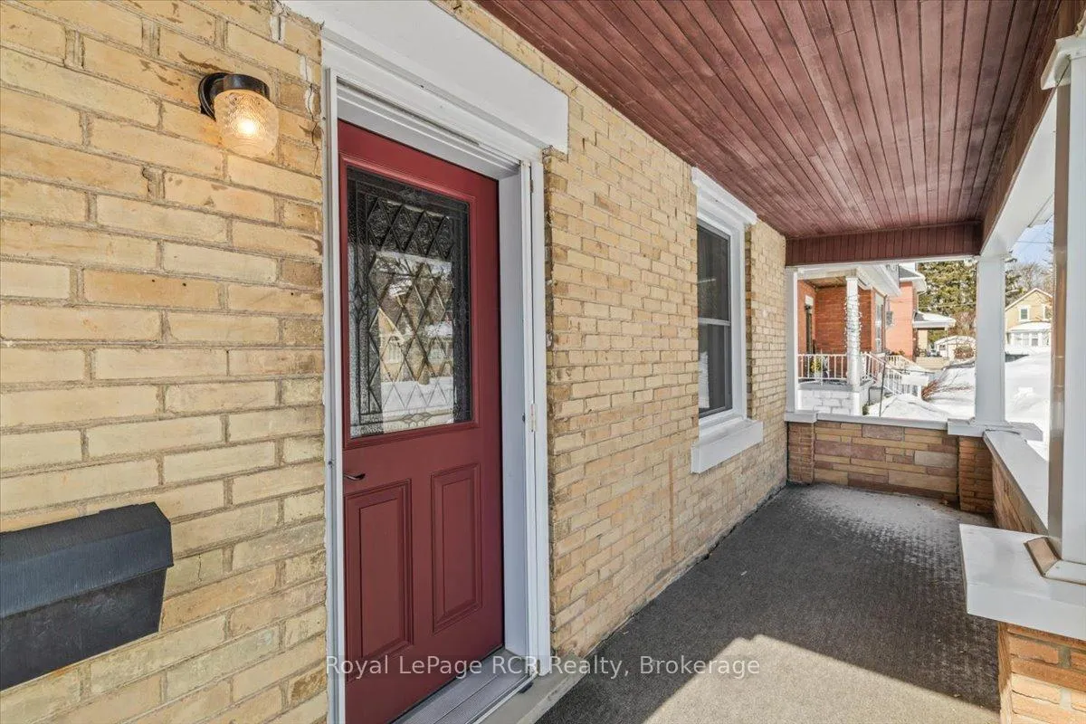 Photo 4 of 560 6th Avenue, Hanover — HOMEH