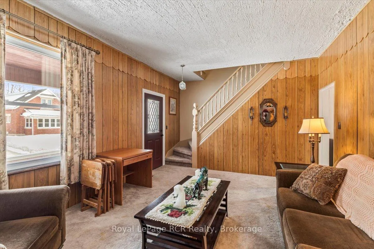 Photo 5 of 560 6th Avenue, Hanover — HOMEH
