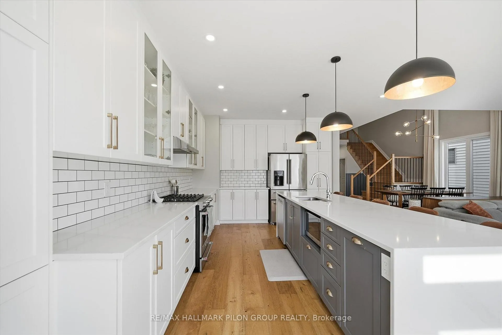 Photo 4 of 274 Shinleaf Crescent, Ottawa, Mer Bleue/Bradley Estates/Anderson Park — HOMEH