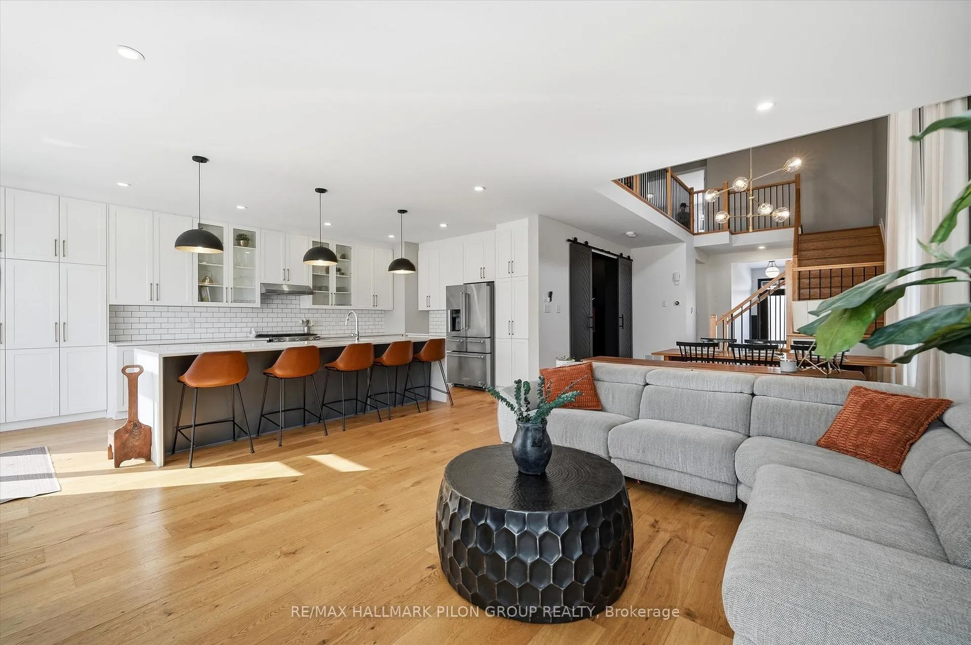 Photo 6 of 274 Shinleaf Crescent, Ottawa, Mer Bleue/Bradley Estates/Anderson Park — HOMEH