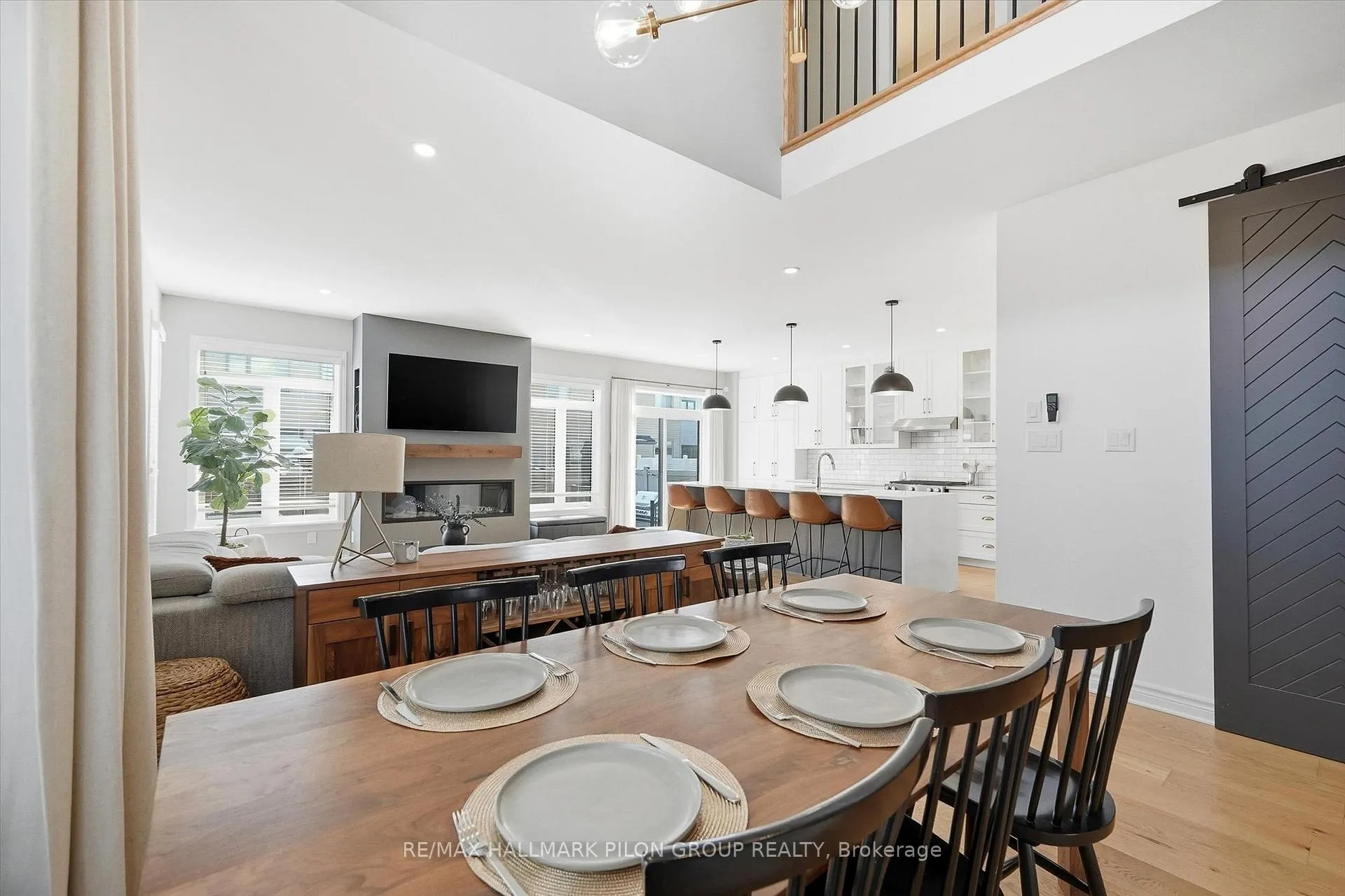 Photo 8 of 274 Shinleaf Crescent, Ottawa, Mer Bleue/Bradley Estates/Anderson Park — HOMEH
