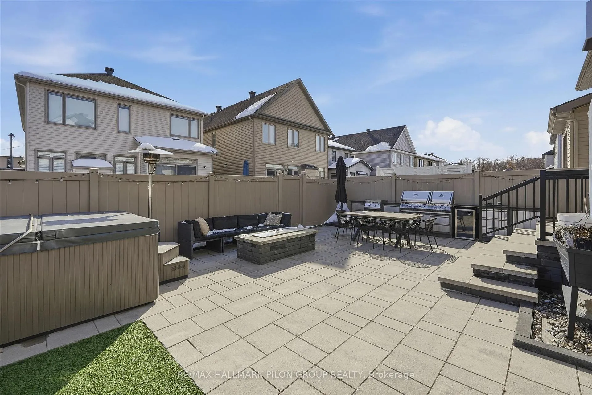 Photo 28 of 274 Shinleaf Crescent, Ottawa, Mer Bleue/Bradley Estates/Anderson Park — HOMEH