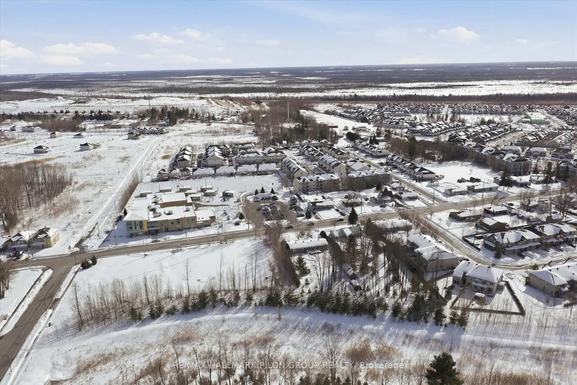 Photo 36 of 274 Shinleaf Crescent, Ottawa, Mer Bleue/Bradley Estates/Anderson Park — HOMEH