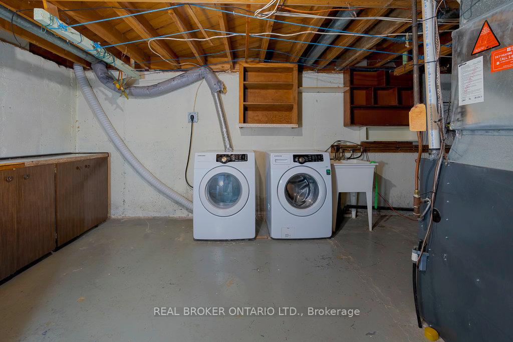Photo 22 of 87 Viewmount Drive, Ottawa, Meadowlands/Crestview — HOMEH