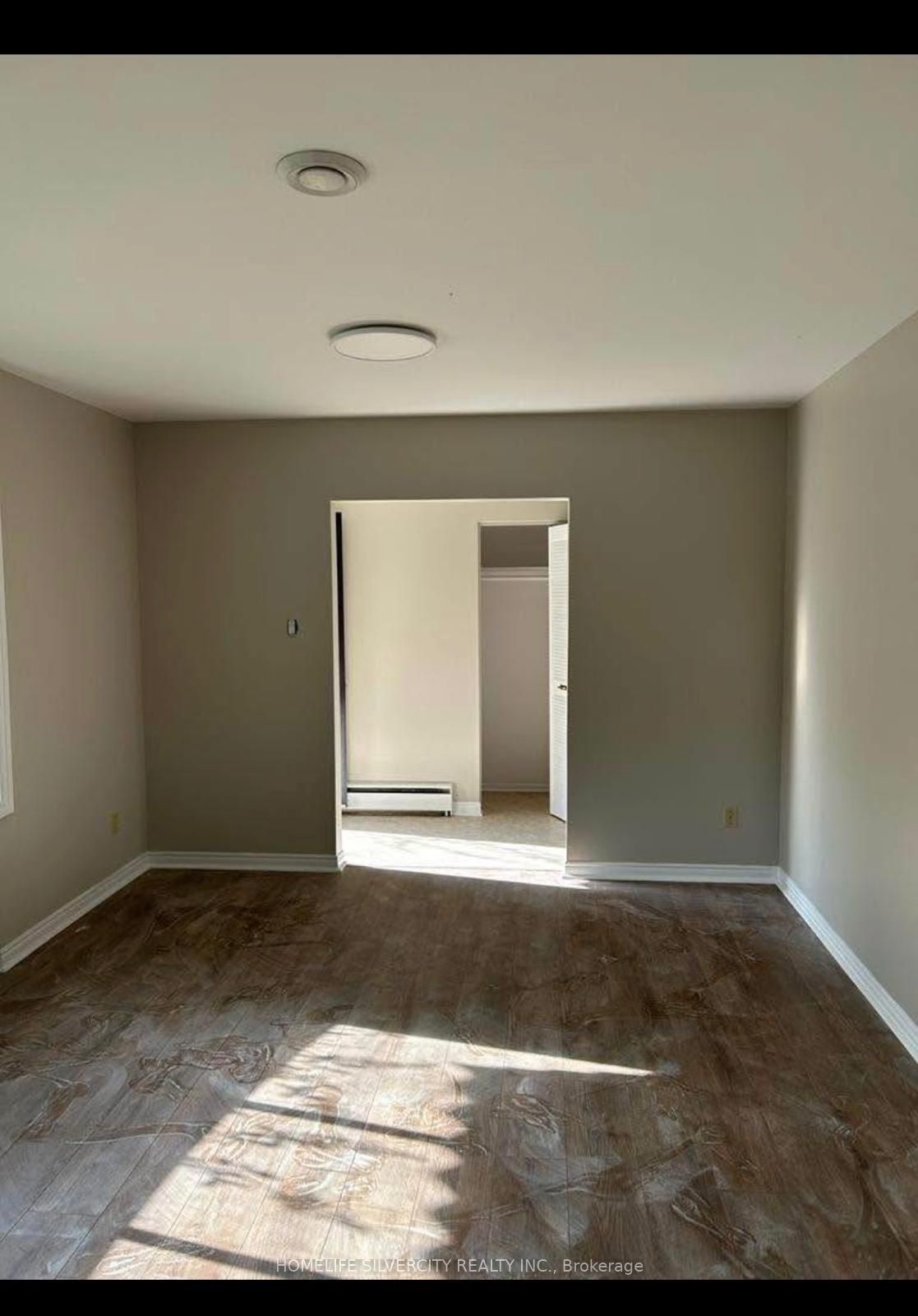 Photo 10 of 550 Gordon Avenue, London, South O — HOMEH