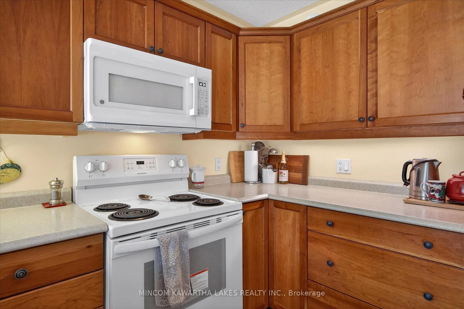 Photo 19 of 1643 Fair Avenue, Peterborough, Monaghan Ward 2 — HOMEH