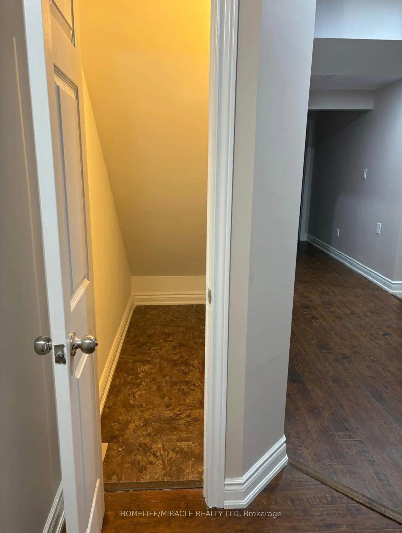Photo 2 of Unit Bsmt, 873 Philbrook Drive, Milton, Coates — HOMEH