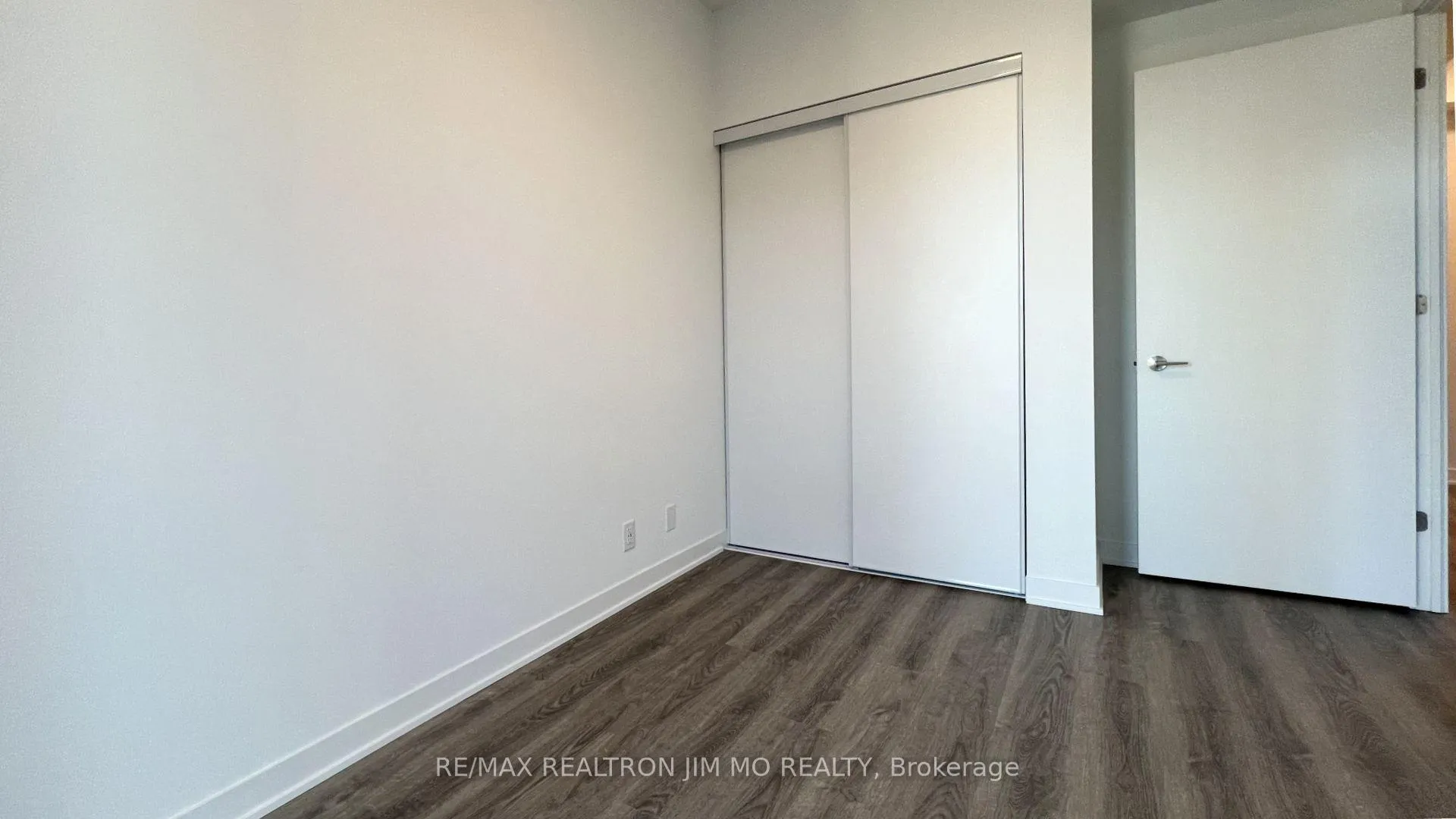 Photo 4 of Unit 1916, 180 Front Street E, Toronto, Moss Park — HOMEH
