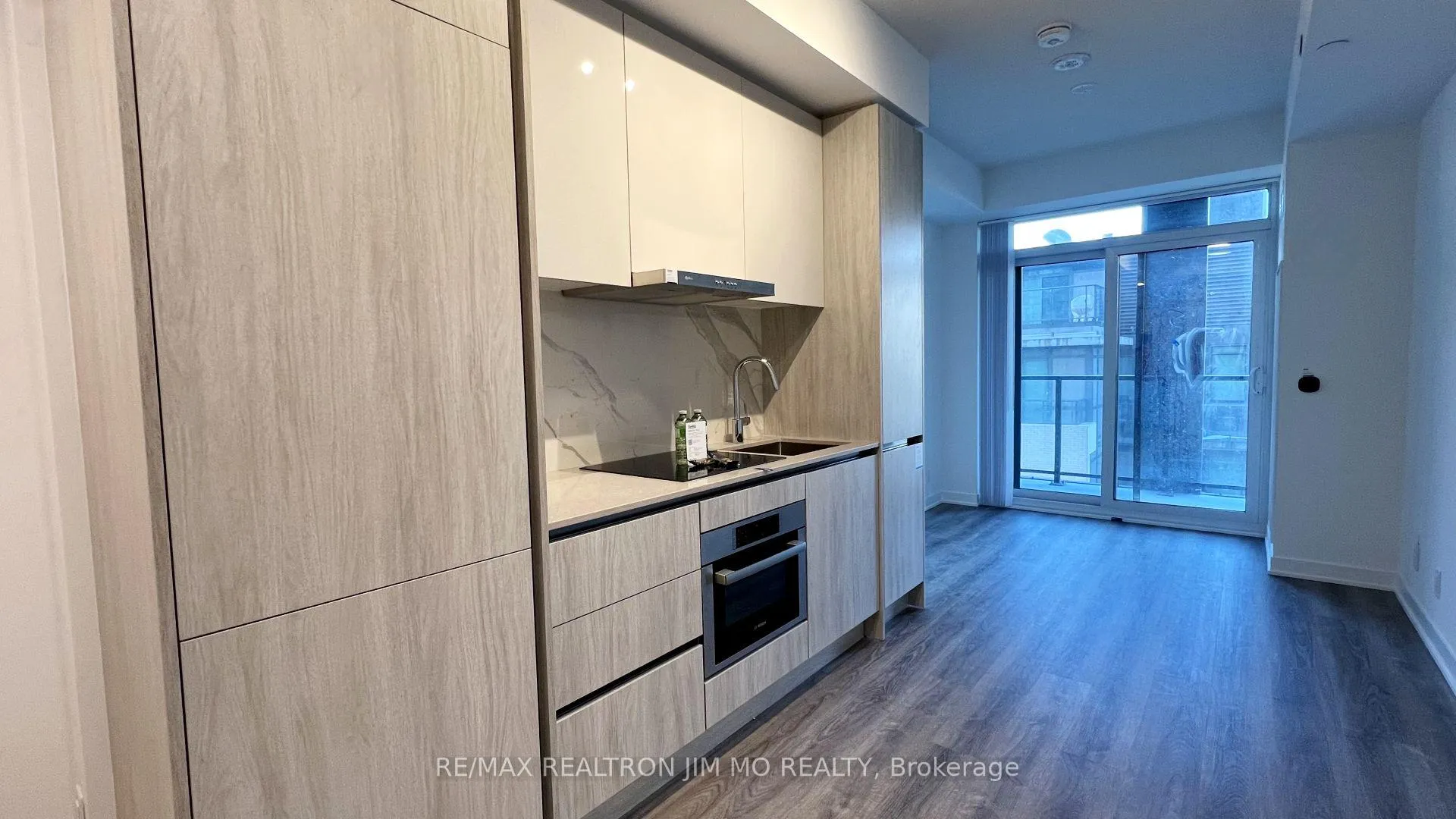 Photo 8 of Unit 1916, 180 Front Street E, Toronto, Moss Park — HOMEH