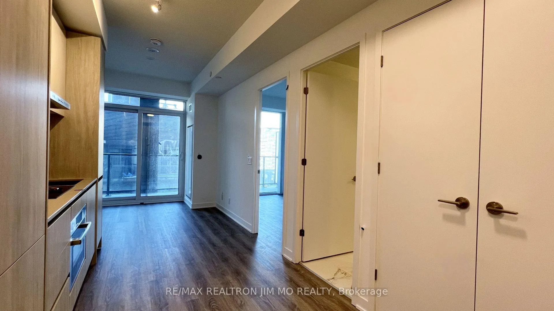 Photo 9 of Unit 1916, 180 Front Street E, Toronto, Moss Park — HOMEH