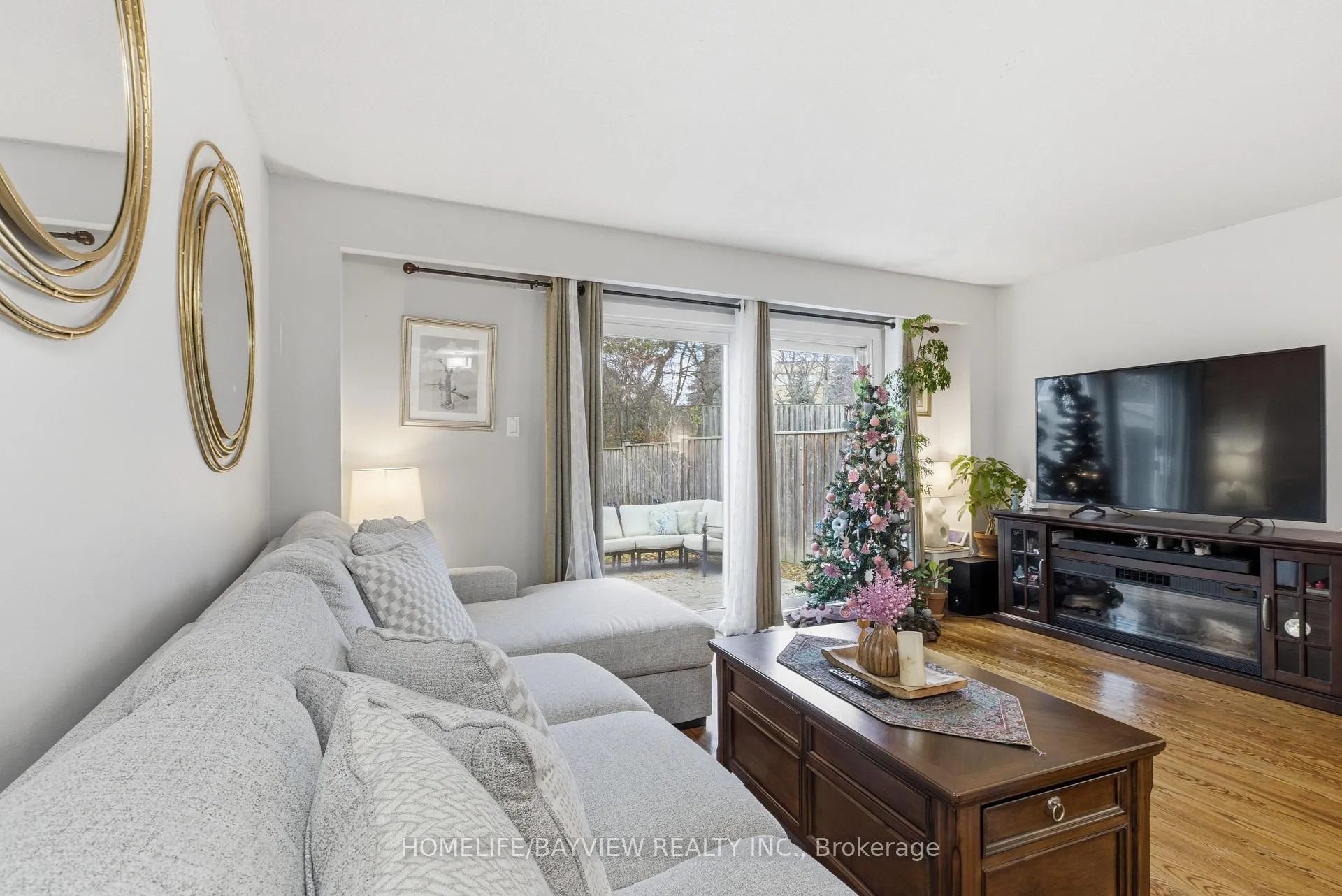 Photo 8 of 185 Tamarack Drive, Markham, Aileen-Willowbrook — HOMEH