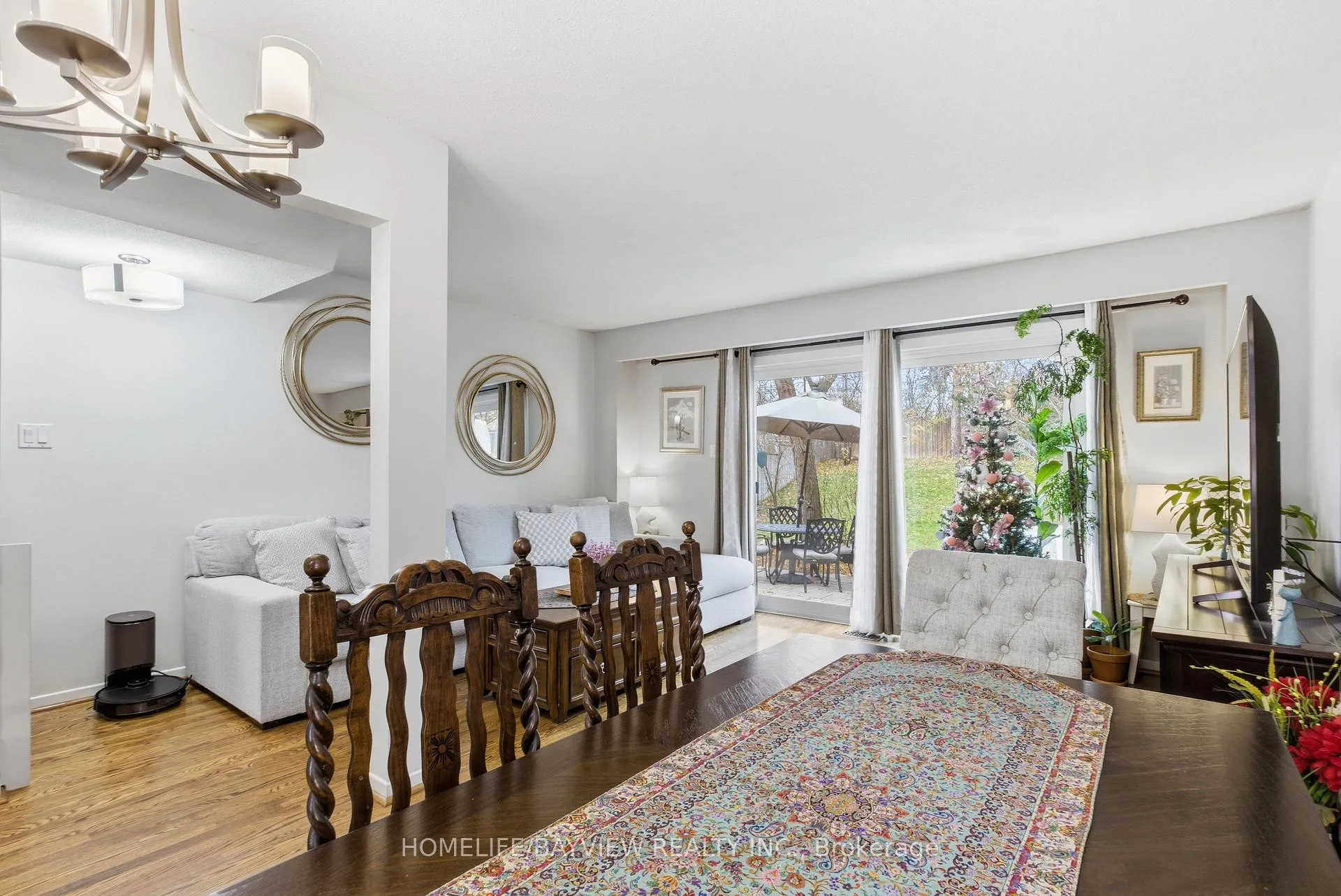 Photo 9 of 185 Tamarack Drive, Markham, Aileen-Willowbrook — HOMEH