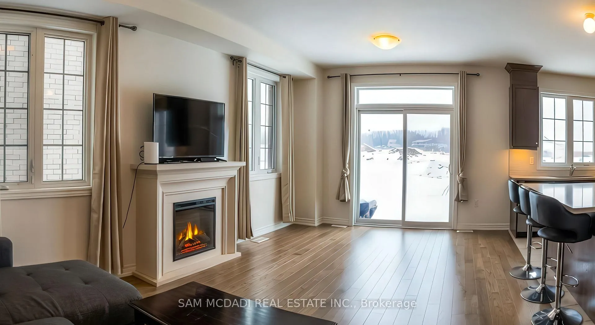 Photo 3 of 1090 Pisces Trail, Pickering, Rural Pickering — HOMEH