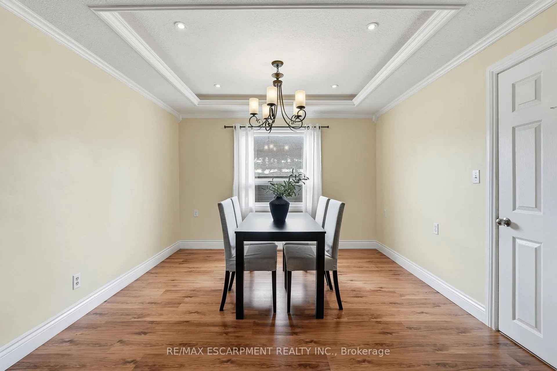 Photo 7 of 228 Green Road, Hamilton, Stoney Creek — HOMEH