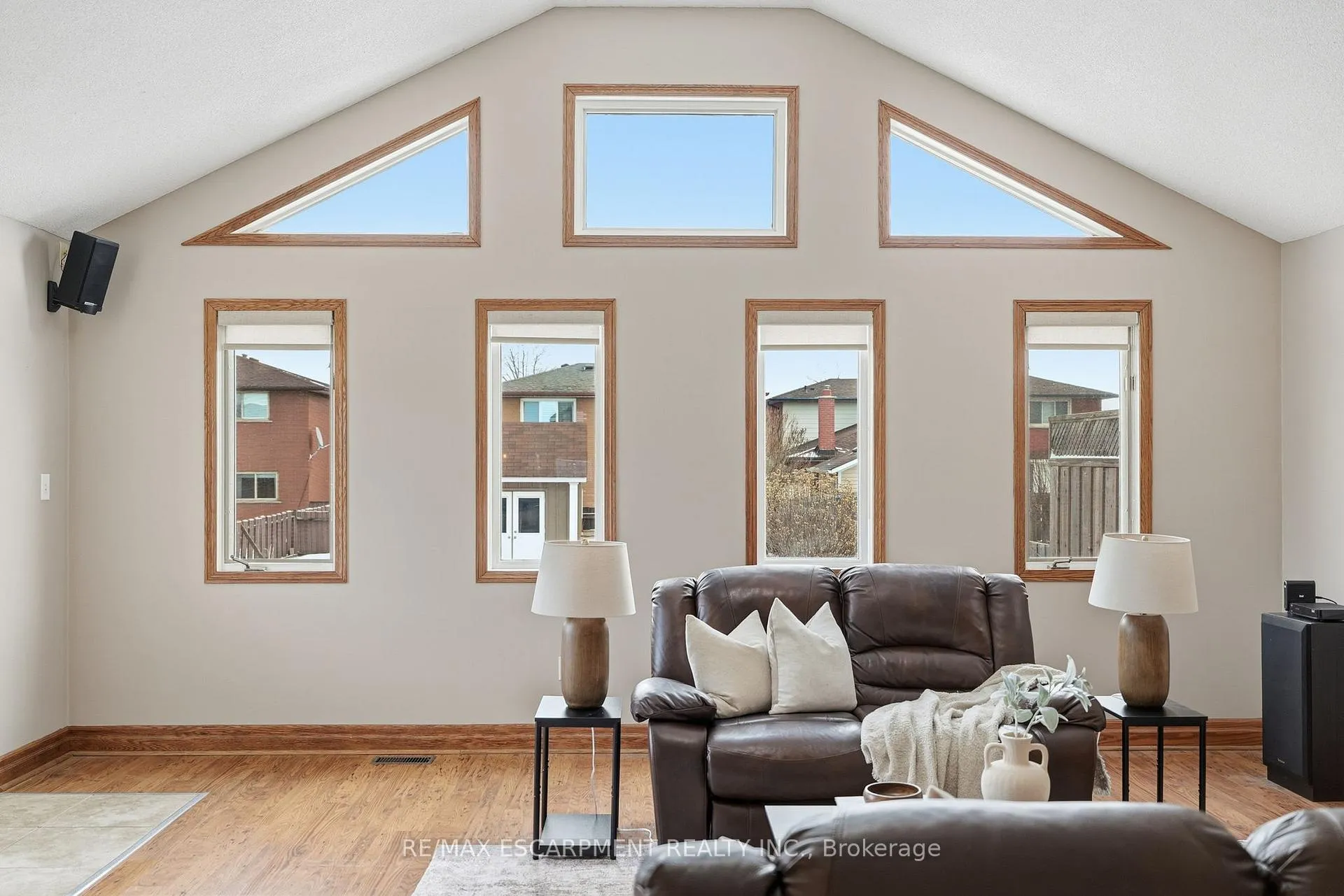 Photo 18 of 228 Green Road, Hamilton, Stoney Creek — HOMEH