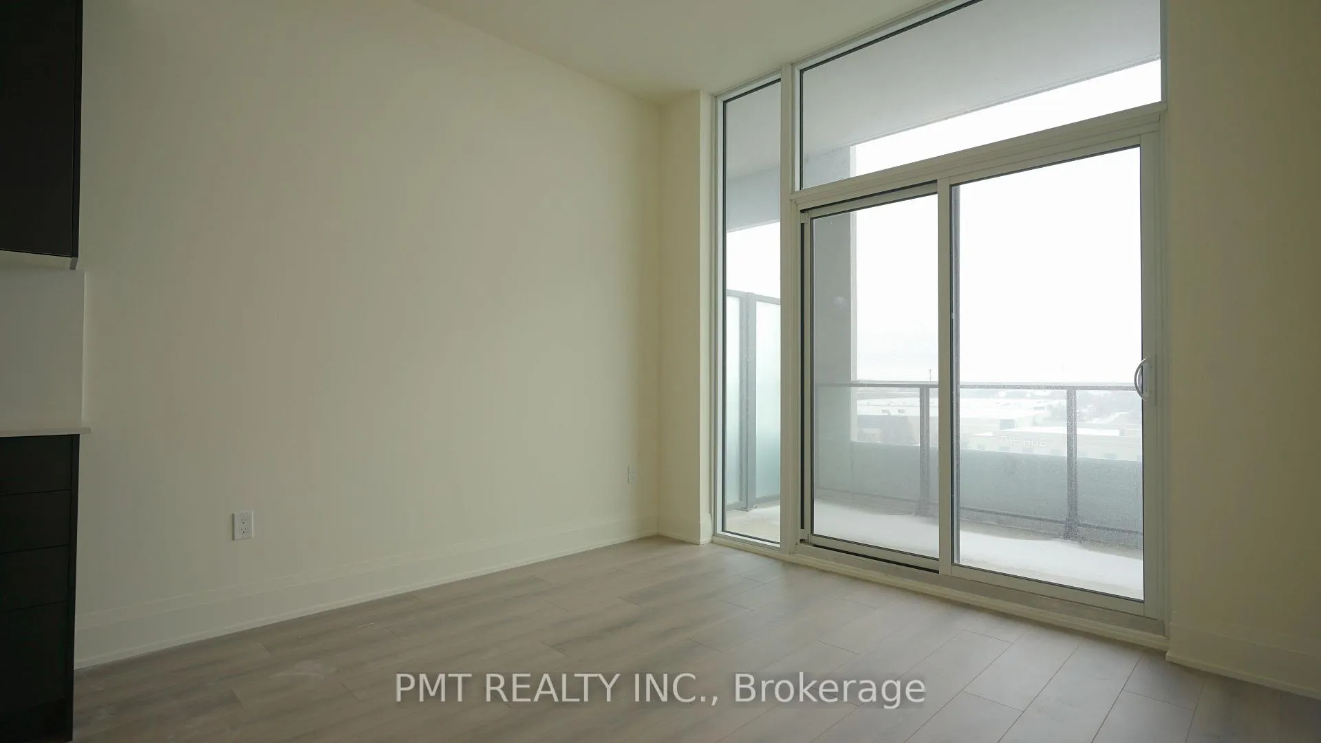 Photo 8 of Unit 506, 8960 Jane Street, Vaughan, Vellore Village — HOMEH