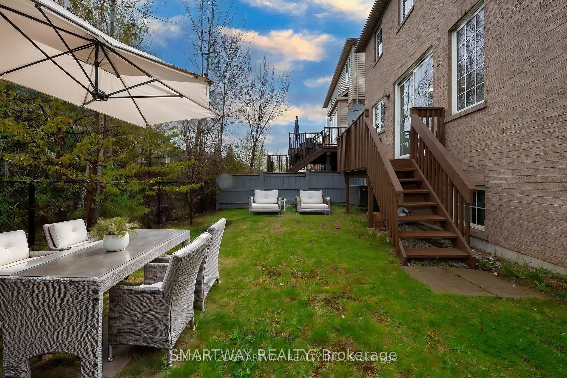 Photo 43 of 184 Montreal Circle, Hamilton, Winona Park — HOMEH
