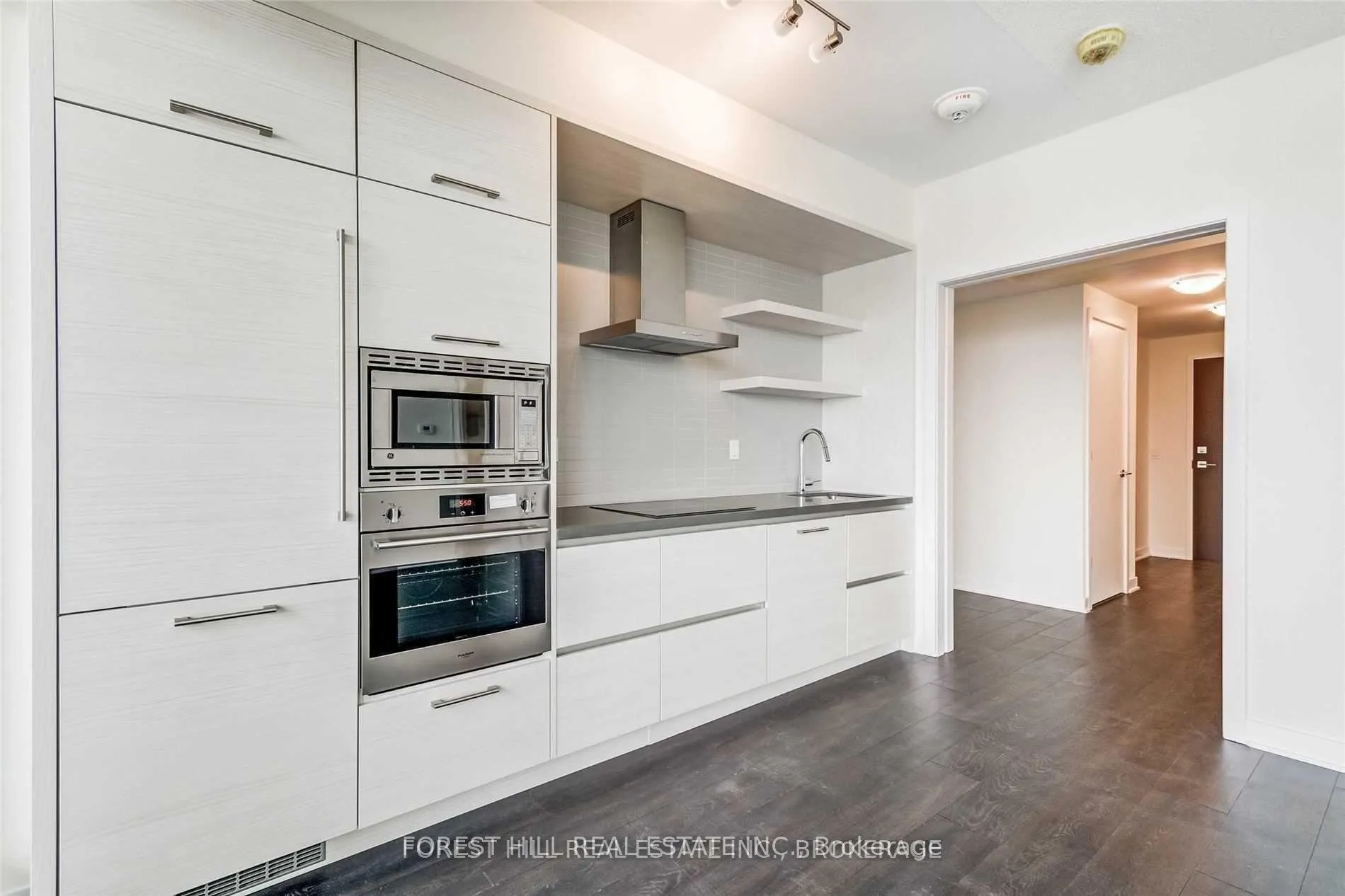 Photo 10 of Unit 5401, 2221 Yonge Street, Toronto, Mount Pleasant West — HOMEH